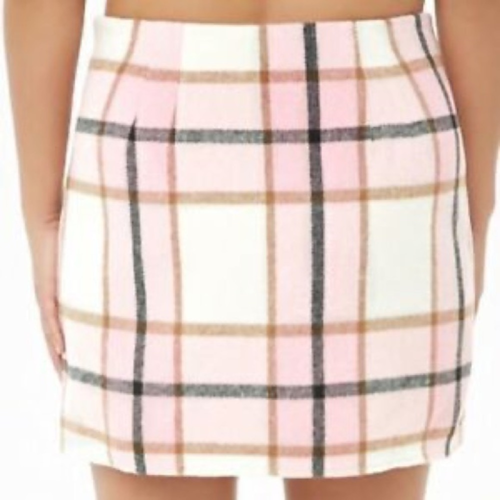 FOREVER 21 PLUS PINK PLAID MINI SKIRT